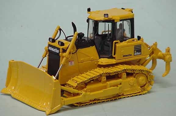 Komatsu D65EX-17 Sigma dozer with ripper