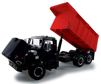 International S-Series dump truck-Black cab/Red box