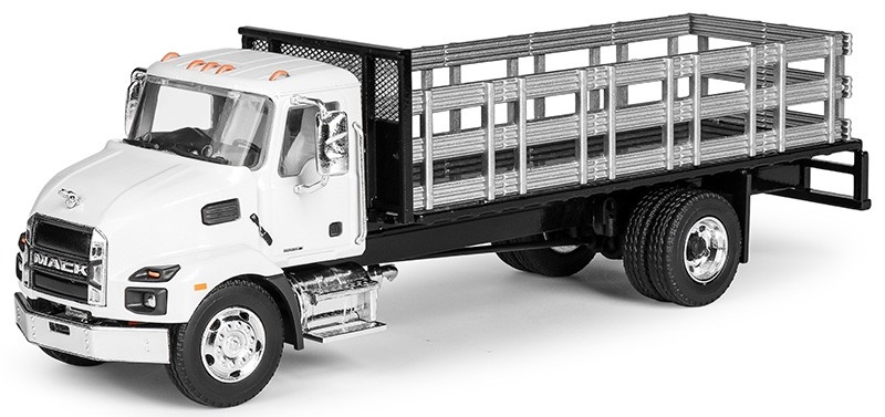 Mack MD Stake bed Truck in White