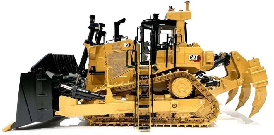 Cat D9 Dozer U-Blade w/ Multi-Shank Ripper 