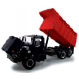 International S-Series dump truck-Black cab/Red box