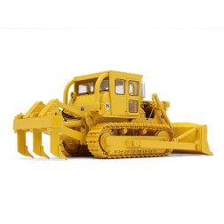 International Harvester TD-25 Dozer with Enclosed Cab and Ripper