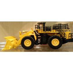 Komatsu WA 900-3 Wheel Loader